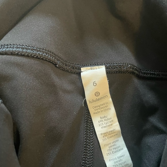 Lululemon | Black Leggings with Mesh Inserts (6) - Picture 2 of 3